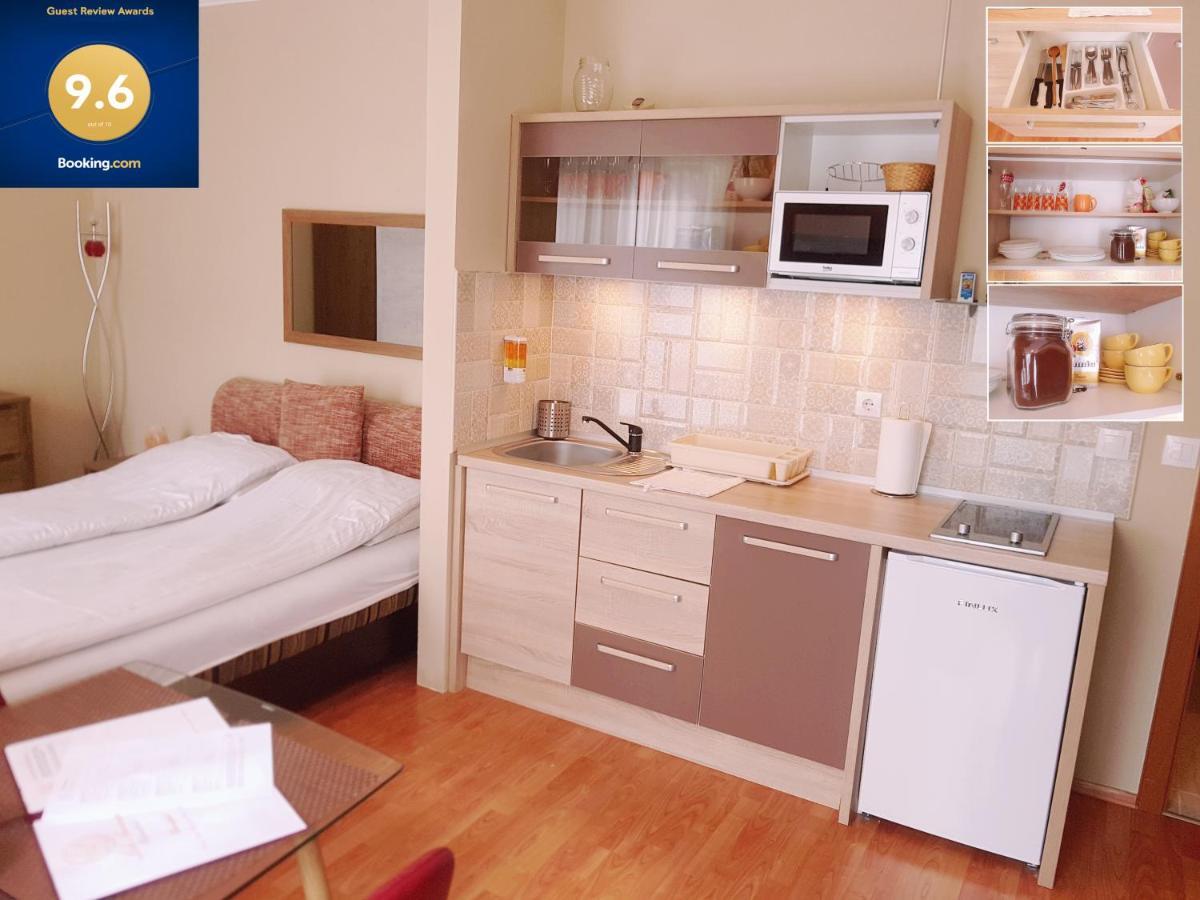 Hajdúszoboszló Lola Studio Apartman מראה חיצוני תמונה